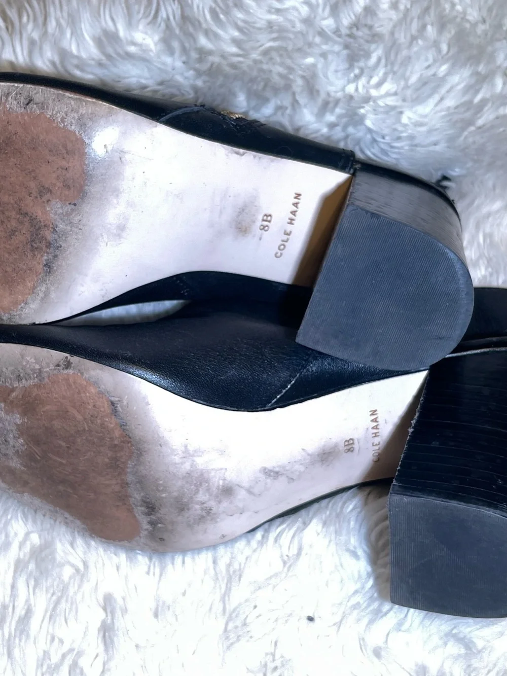 Cole haan women’s Black Open-Toe Leather Sandals size 8